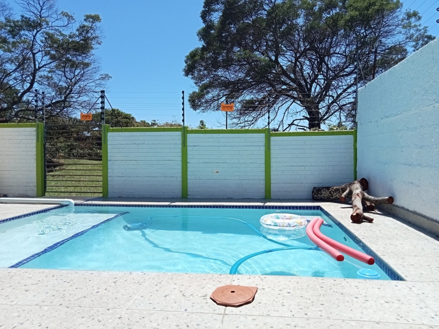 5 Bedroom Property for Sale in Siyakha Eastern Cape